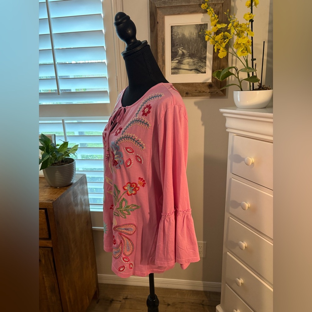 Johnny Was NWT
RUFFLE SLEEVE T-SHIRT - MOONLITE MAUVE, XL - Picture 4 of 10